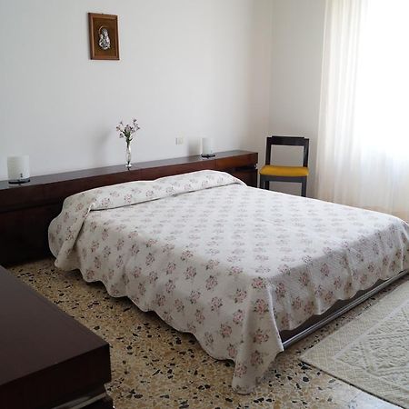 Bed and Breakfast Il Melograno Ористано Номер фото